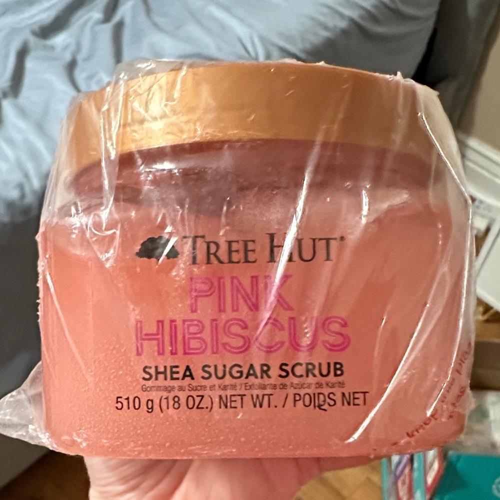 Tree Hut Pink Hibiscus Shea Sugar Scrub